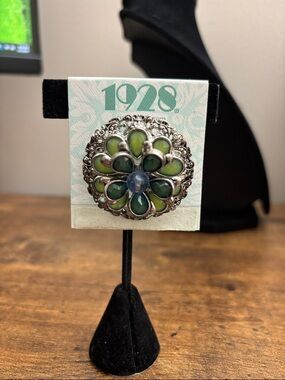 1928 Green and Blue Floral Filigree Brooch